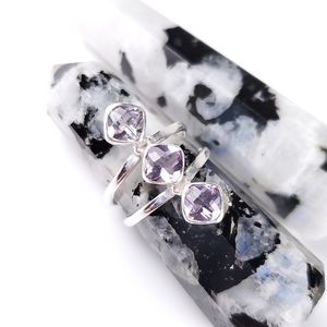 🎉HP~1/15/23🎉 925 Sterling Silver Three Stone Kunzite Ring Size 9